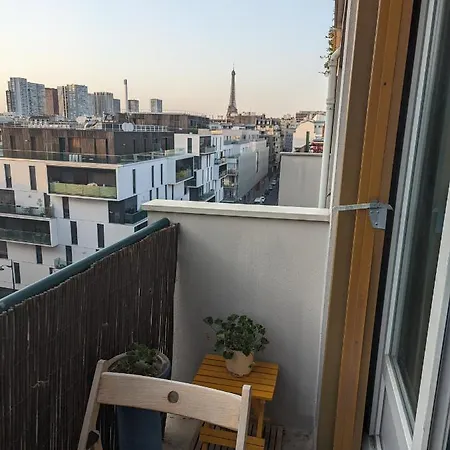 : Avec Vue Sur La Tour Eiffel * Paris